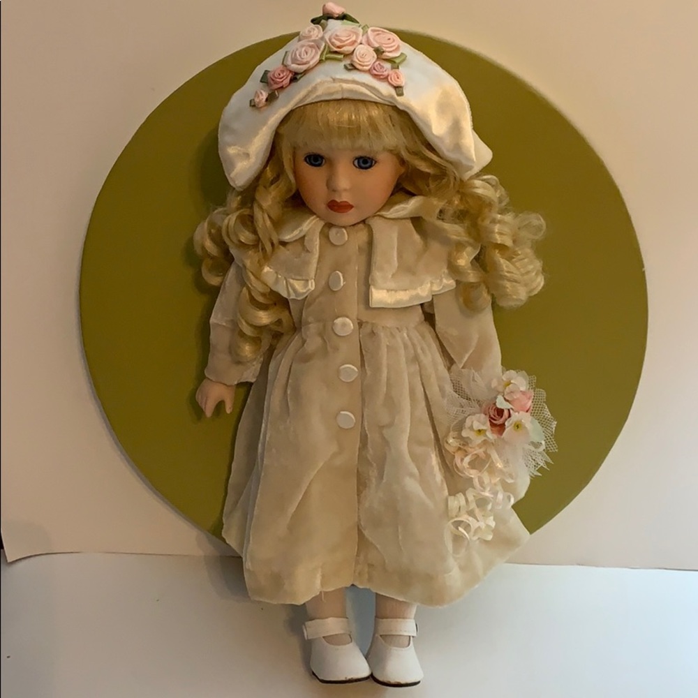 Seymour Mann Connoisseur Collectible Doll